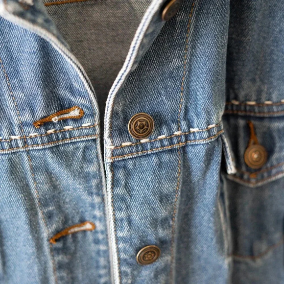 TASHA POLIZZI DESIGNER WESTERN DENIM JEAN JACKET SECRET POCKETS FLORAL SZ L - Picture 3 of 10